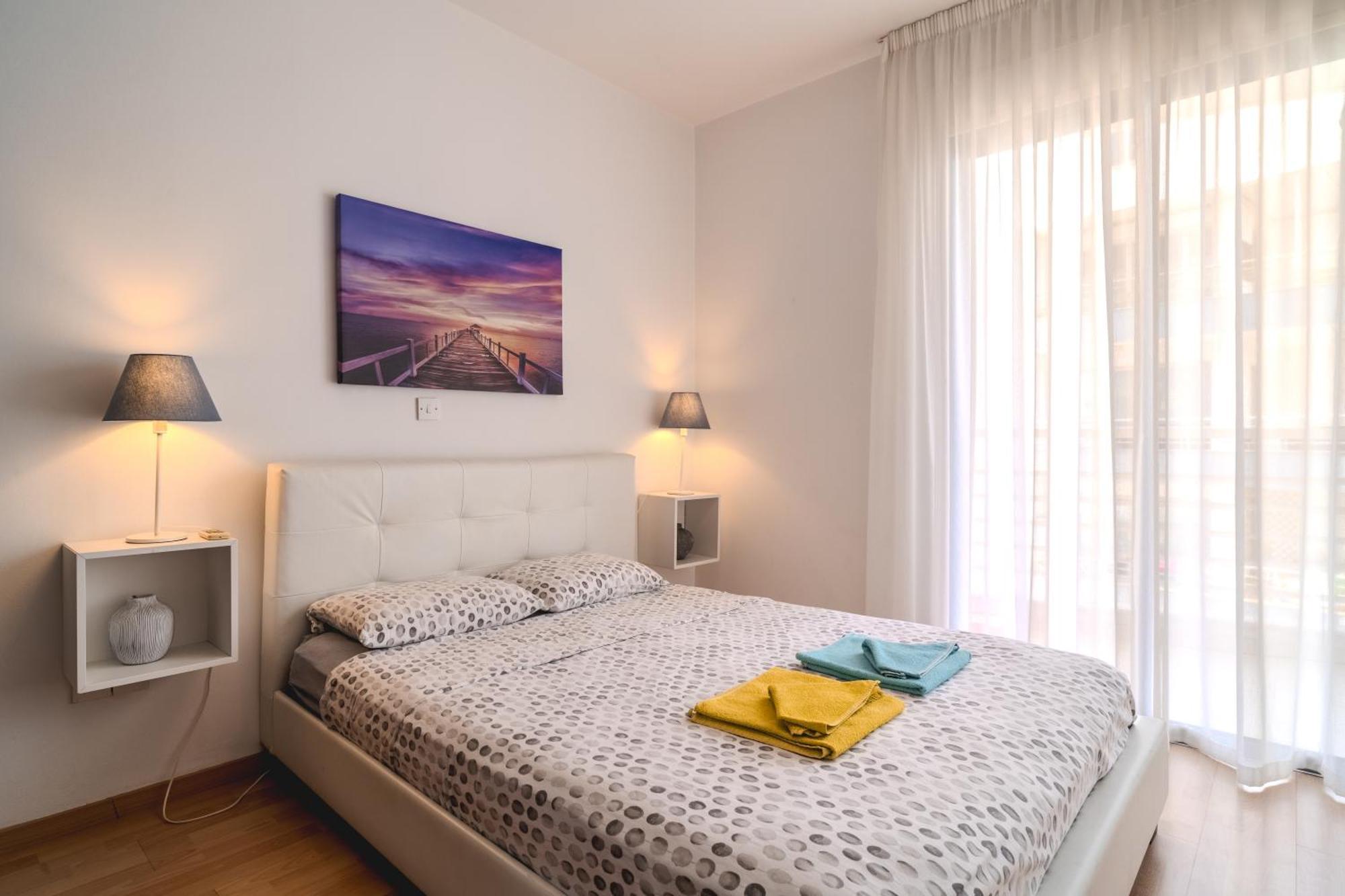 Violet Dusk City Center Flat Larnaka Exterior foto